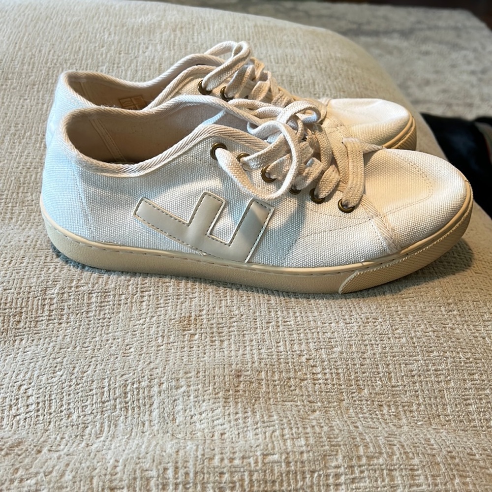 White + Neutral Flamingos life classic vintage sneakers size 39.